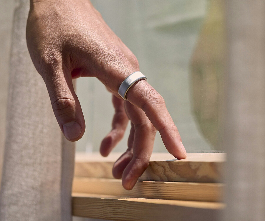 shop oura ring 4 brushed silver